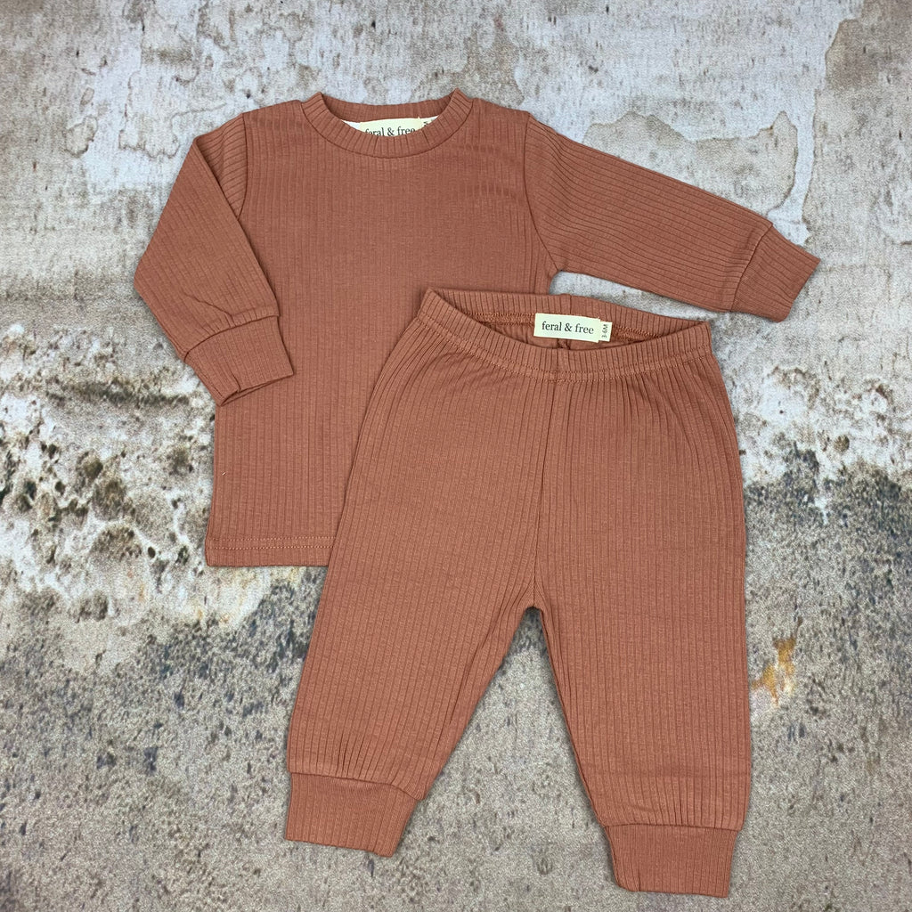 organic wide ribbed set in cranberry cocktail (0-3 month - 4 years)